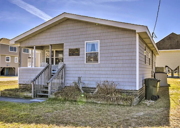 Nags Head Cottage: Screened Porch, Walk To Beach!