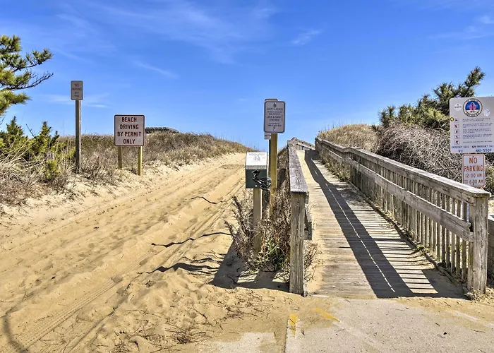 Nags Head Cottage: Screened Porch, Walk To Beach!