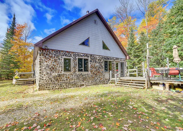 Paradise Cottage: Trail Access Nearby