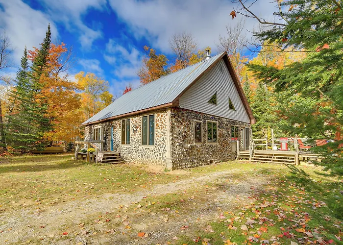 Paradise Cottage: Trail Access Nearby