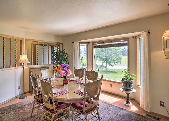 Sunny Home W/ Patio < 10 Mi To Lake Coeur D'Alene