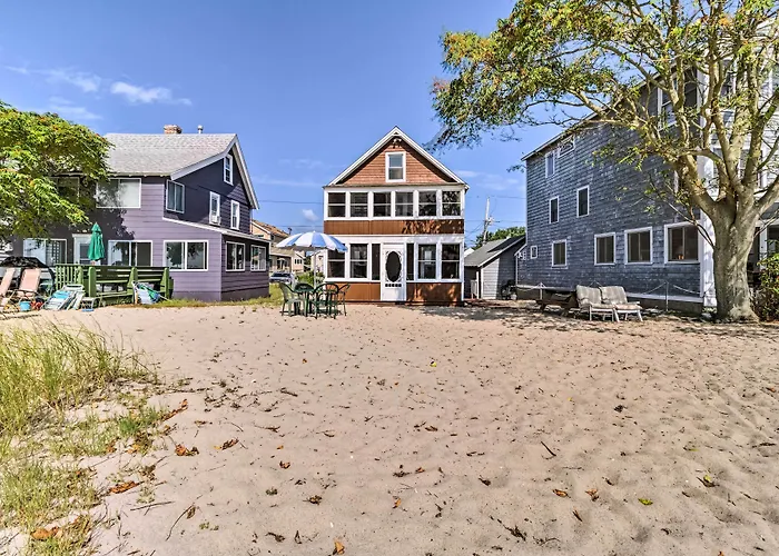 Beachfront Connecticut Retreat W/ Views!