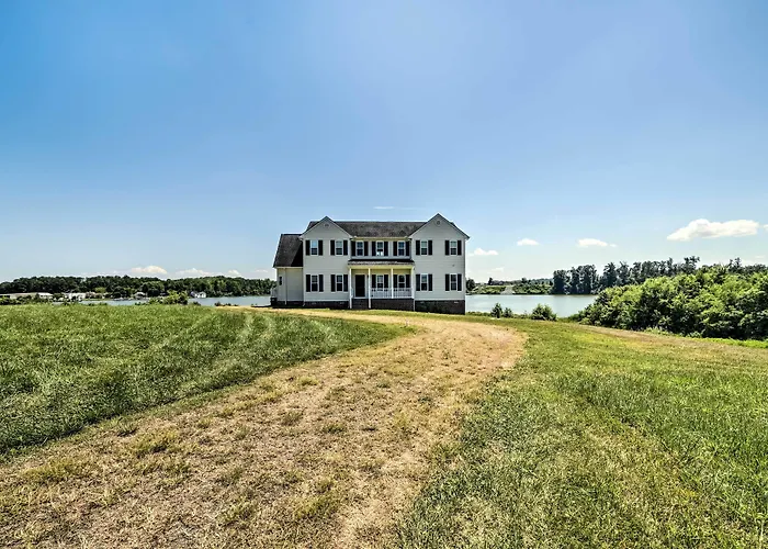 Waterfront Montross Home W/ Private Boat Slip!