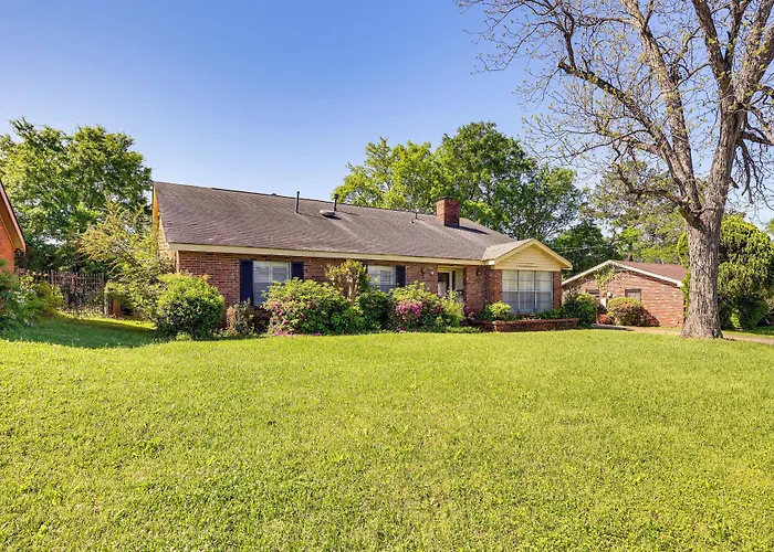 Spacious Downtown Montgomery Home W/ Yard, Patio!