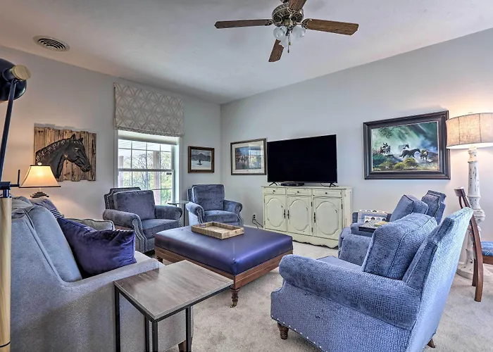 Family Farmhouse On 160-Acre Ranch W/ Hiking Trail