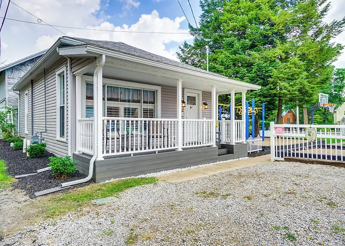 Quaint Mt Vernon Cottage Near Historic Dtwn!