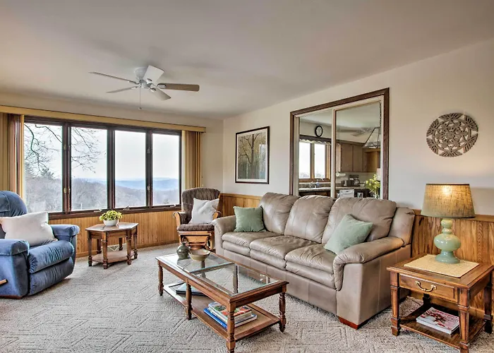 Wisconsin River Valley Farmhouse: Fire Pit & View