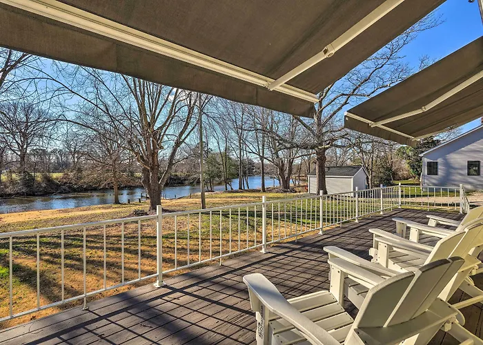 Waterfront Retreat < 4 Mi To Dtwn Cambridge!
