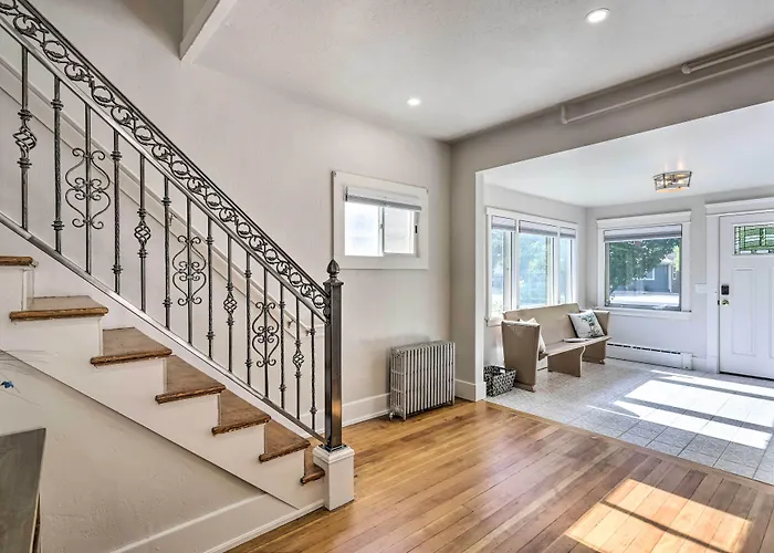 Charming Downtown Fruita Home: Hike & Explore