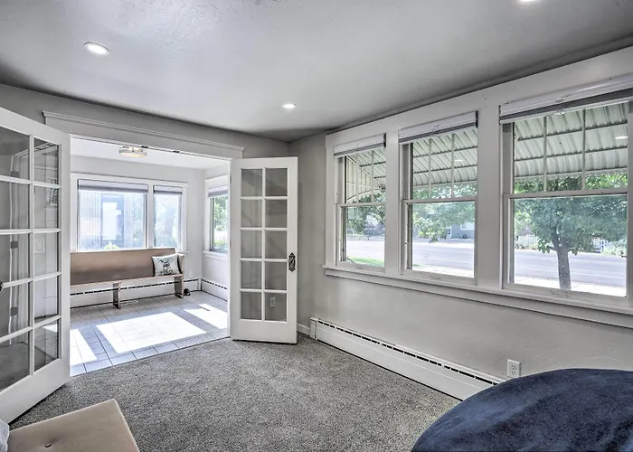 Charming Downtown Fruita Home: Hike & Explore