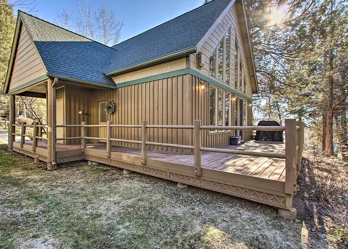 Klamath Falls Cabin Retreat W/ Deck & Grill!