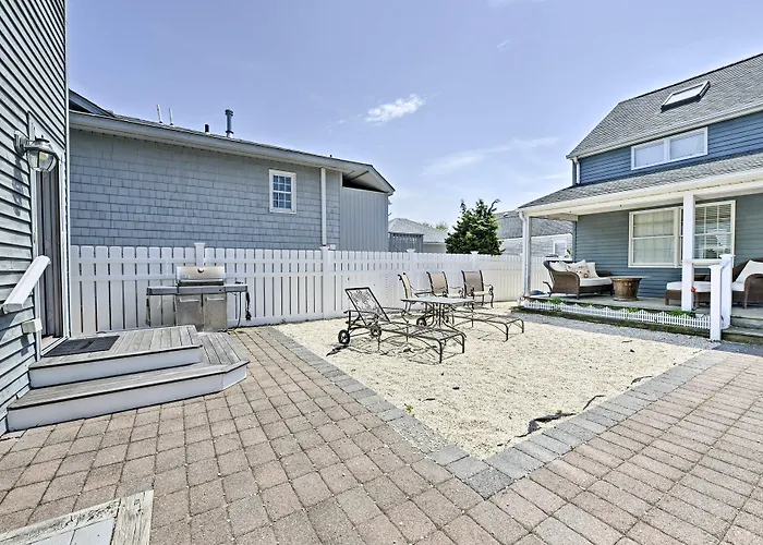 Lavallette House W/ Fenced Yard & Gas Grill!