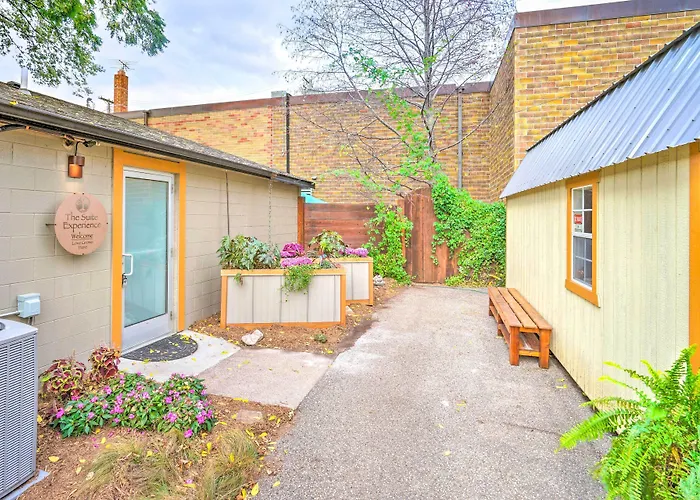 Luxury Spa Retreat: Private Courtyard & More!