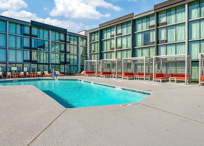 Staybridge Suites Dallas Market Ctr Love Field, An Ihg Hotel