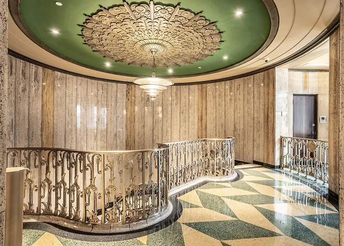 Bottleworks Hotel