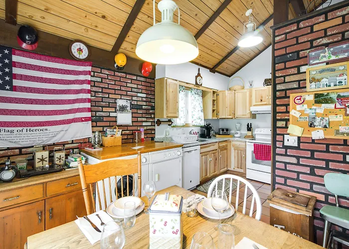 Hunter Hideaway W/ Yard & Deck: 3 Mi To Ski Slopes