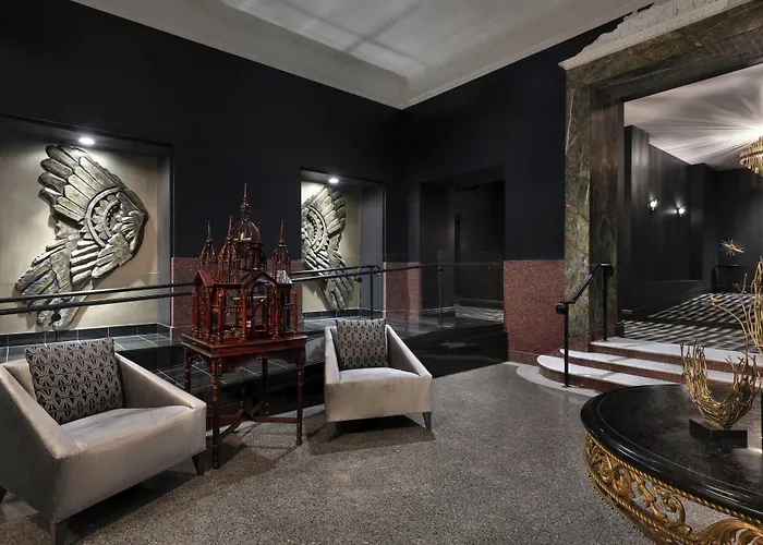The Warrior Hotel, Autograph Collection