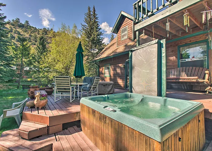 'Chicago Creek B & B': 1 Mi To Mt Blue Sky!