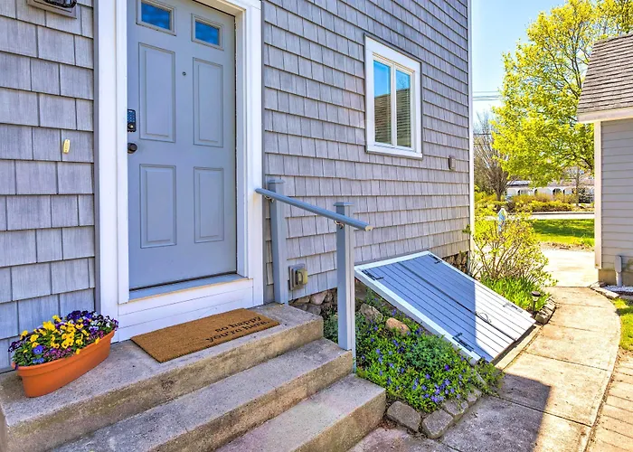 Mystic Refuge W/ Patio < 1 Mi To Downtown!