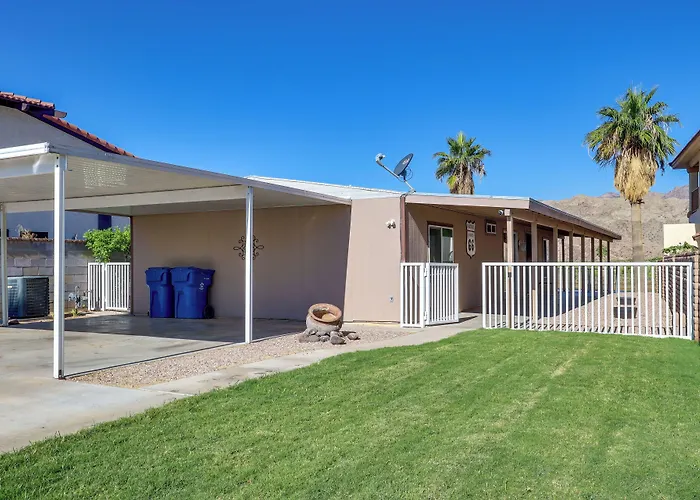 Riverfront Bullhead City House W/ Balcony!