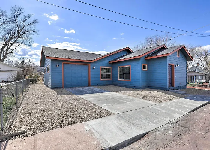 Modern Retreat: 3 Blocks To Dtwn Williams + Rte 66