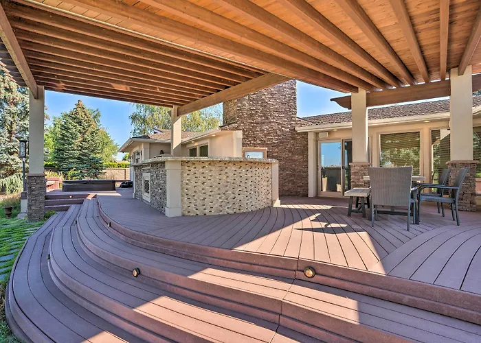 Moses Lake Retreat W/ Salt Water Hot Tub!