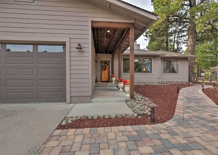 Arizona Home W/ Patio, Fire Pit & Gas Grill