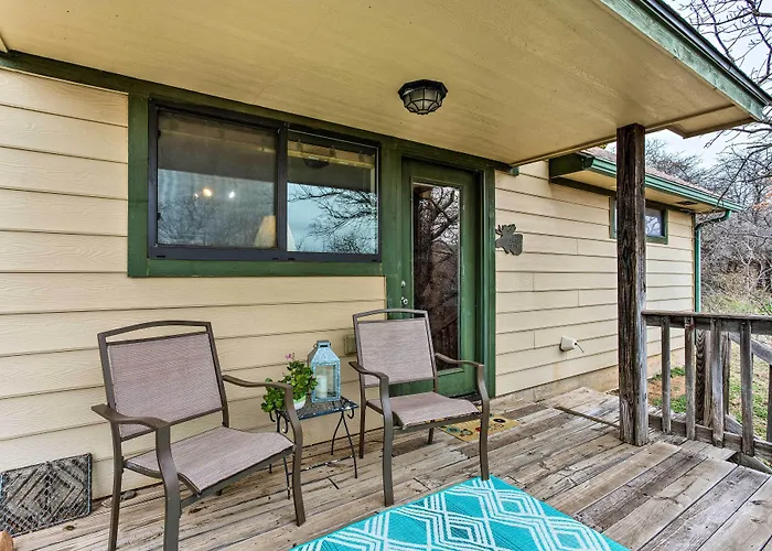 Medicine Park Cabin Rental W/ Mountain View