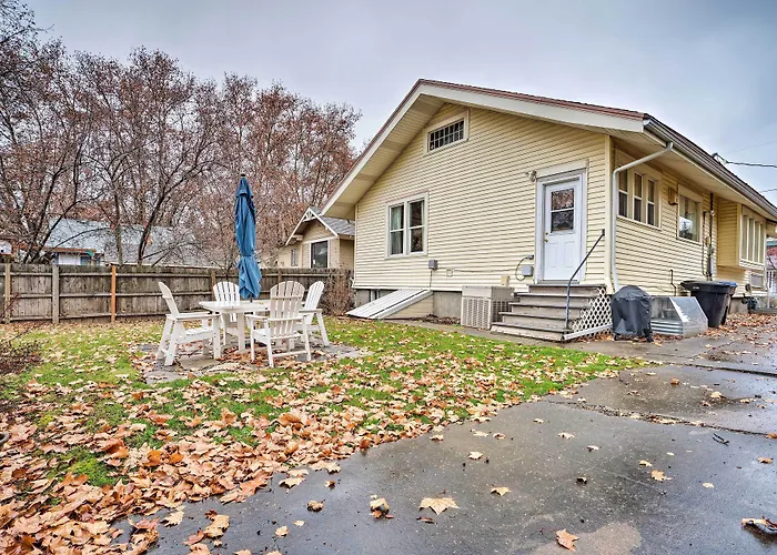 Peaceful Wine Country Getaway - Walk To Downtown!