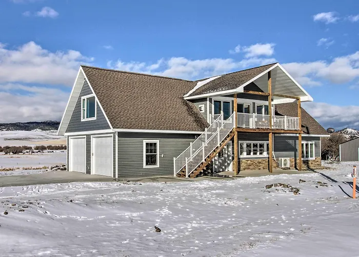 Rural White Sulphur Springs Getaway W/ Deck!