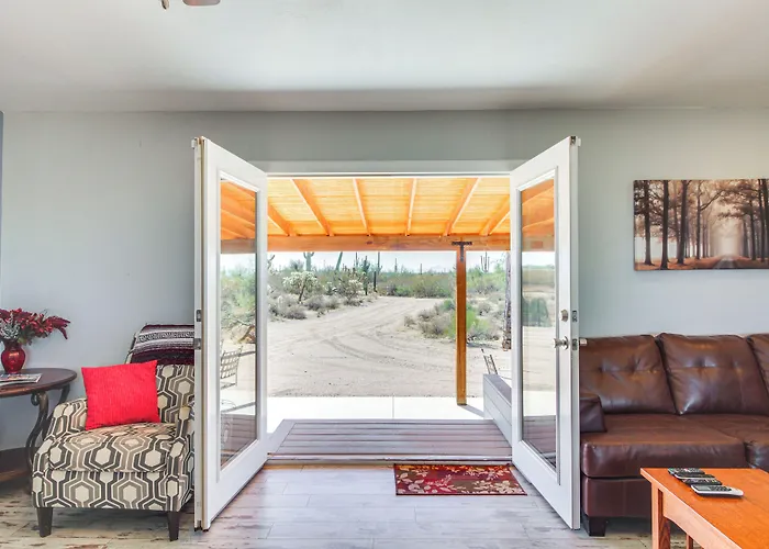 Secluded Marana Home W/ Viewing Decks + Privacy!
