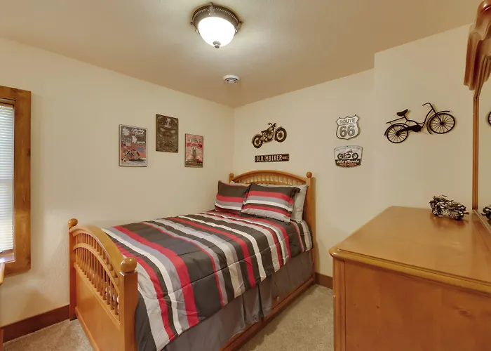 'Mcjugger'S Loft:' Walk To Lake, Park, Restaurants