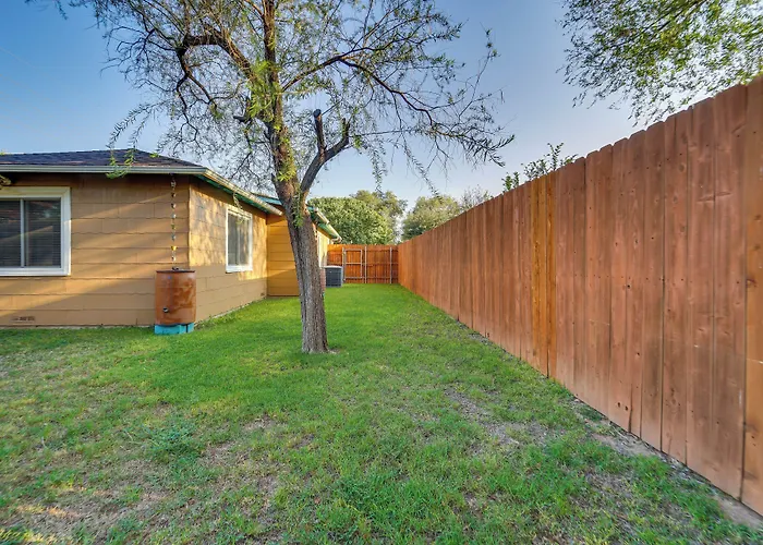 Lovely Lubbock Home W/ Furnished Deck & Grill