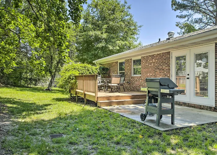 Apex Home ~ 15 Mi To Downtown Raleigh!