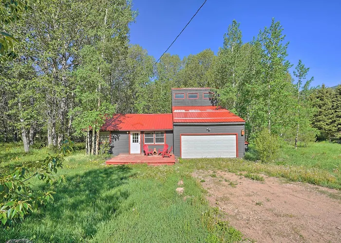 Cozy Creekside Cabin In La Veta: Hike & Fish!
