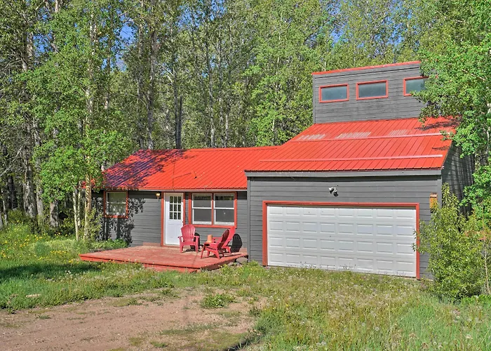 Cozy Creekside Cabin In La Veta: Hike & Fish!