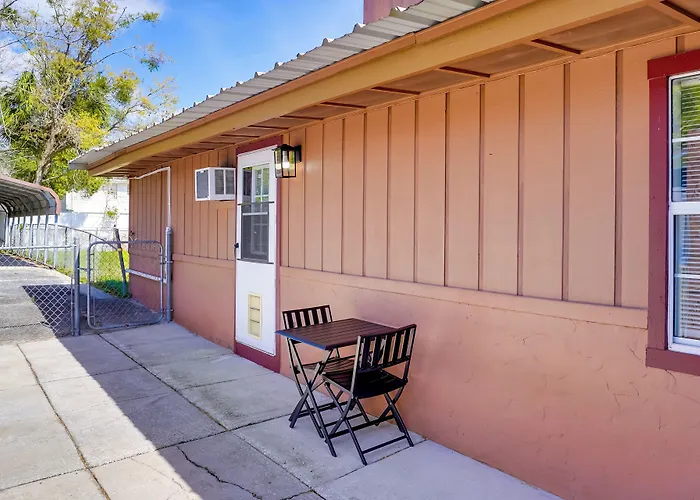 Lakeland Vacation Rental: 38 Mi To Disney!