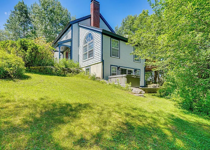 Chic Dover Home W/ Hot Tub: 1 Mi To Golf!