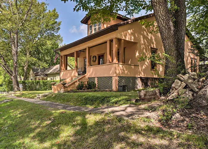 Country-Chic Cotter Home W/ Outdoor Living Space!