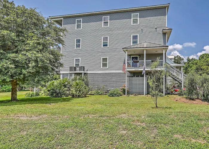 Family Beach Home; Walk To N Litchfield Beach