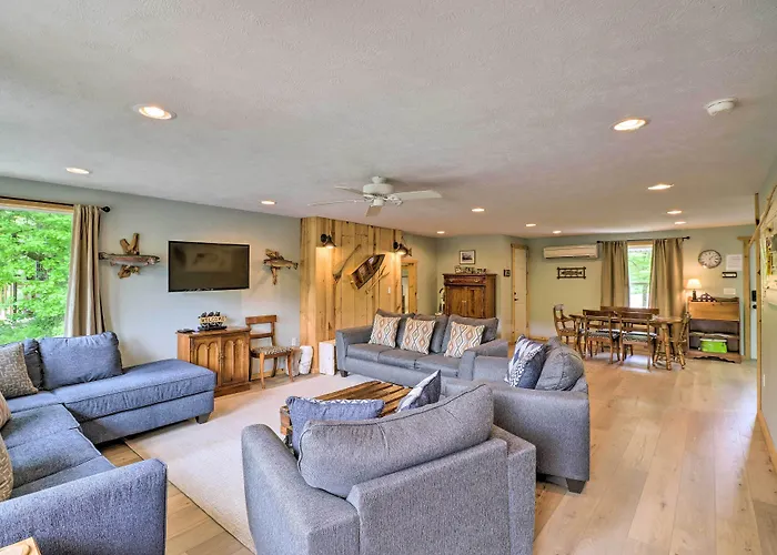 Expansive Cotter Cabin On White River W/ Deck!