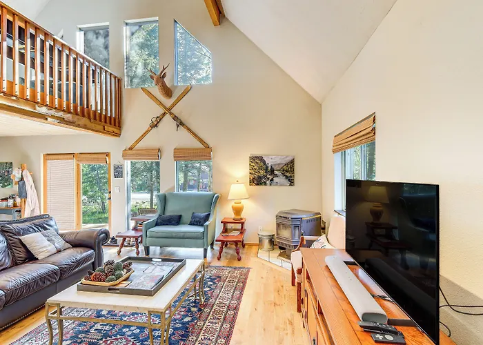 Beautiful Mccall Cabin: Perfect For Families!