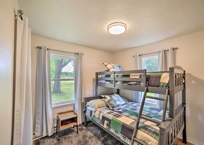 Pet-Friendly & Peaceful Northern Michigan Gem