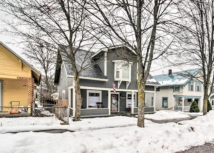 Charming Kellogg Home Near Outdoor Activities