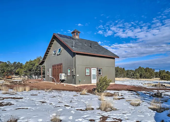 Family-Friendly Williams Cabin W/ Gas Grill