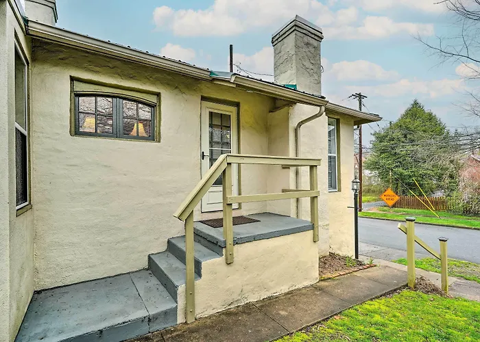Johnson City Vacation Rental: 1 Block To Etsu