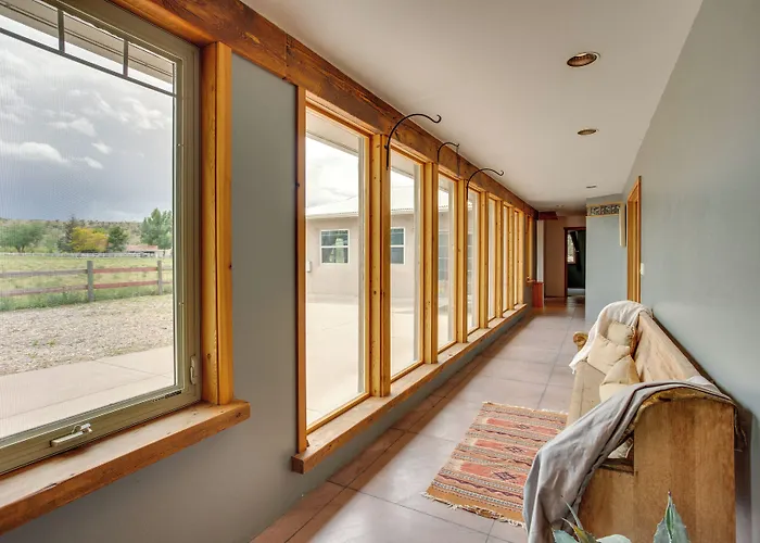 Montrose Family Home W/ Yard & Fruit Trees!