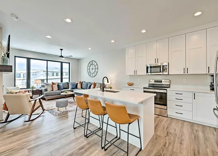 Newly-Built Lakeside Gem W/ Community Perks!