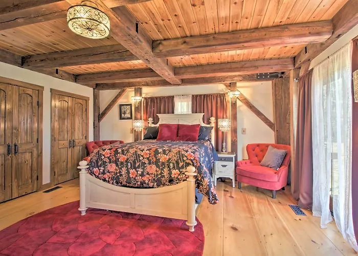 Timeless Red Sox Retreat W/ Scenic Mountain Views!