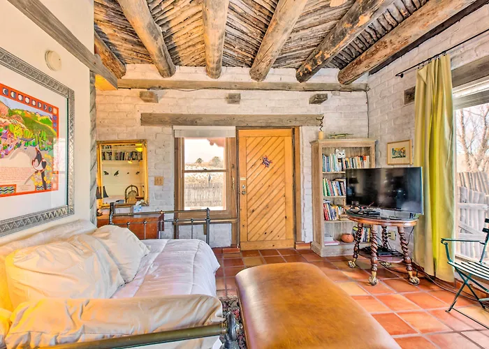 Casita Vacation Rental Near Taos W/ Patio!